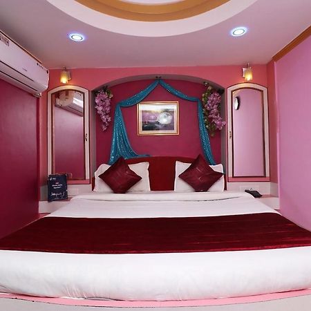 Hotel Prateek Pachmarhi Пачмарай Экстерьер фото