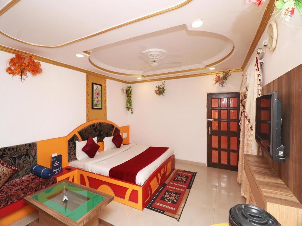 Hotel Prateek Pachmarhi Пачмарай Экстерьер фото