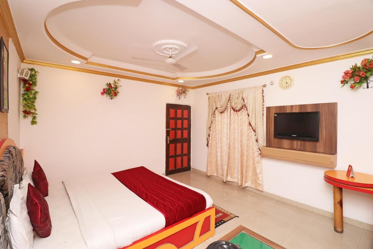 Hotel Prateek Pachmarhi Пачмарай Экстерьер фото